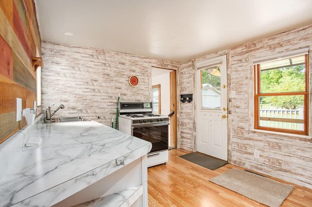 53690 Parkville Road, Park Twp, MI 49093