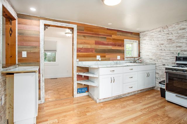 53690 Parkville Road, Park Twp, MI 49093