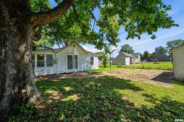 106 MATILDA Street, Pekin, IL 61554