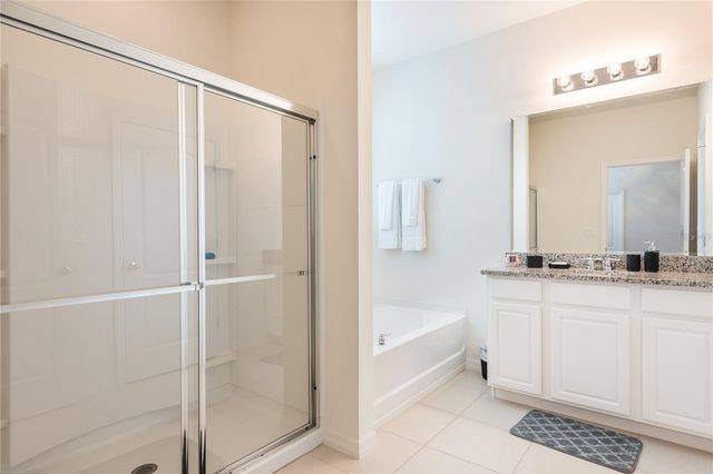 5231 WILDWOOD WAY, Davenport, FL 33837