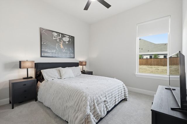 3056 Farmhouse Drive, Midlothian, TX 76065