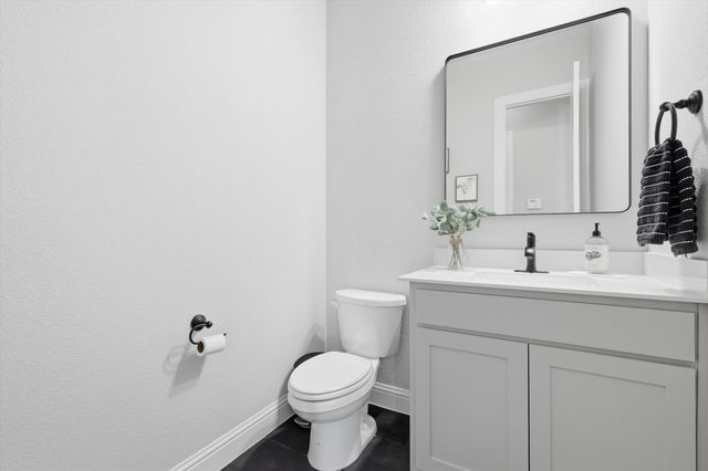 3056 Farmhouse Drive, Midlothian, TX 76065