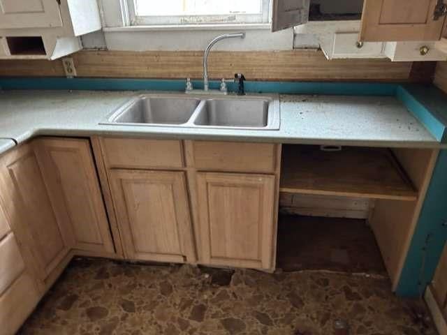 343 County Road 272, Bay City, TX 77414