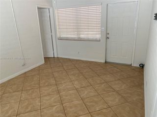 5616 Arthur St South, Hollywood, FL 33021