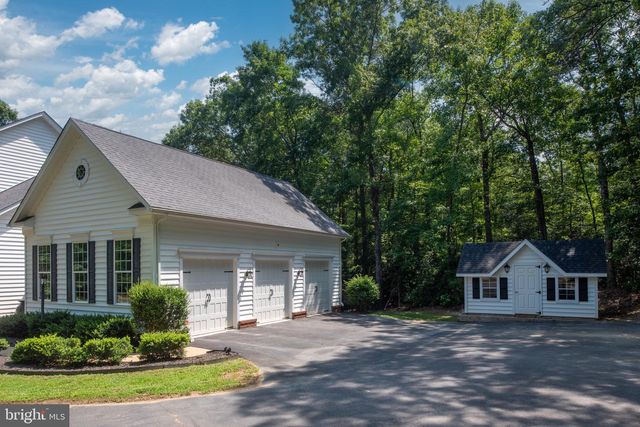 8700 FORMATION DR, Fredericksburg, VA 22407