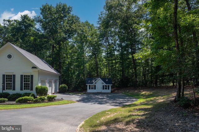 8700 FORMATION DR, Fredericksburg, VA 22407