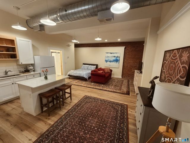 844 Grand Avenue 1B, New Haven, CT 06511