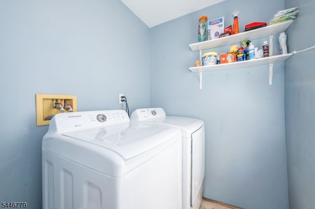 20 Bobolink Ct, Wayne Twp., NJ 07470