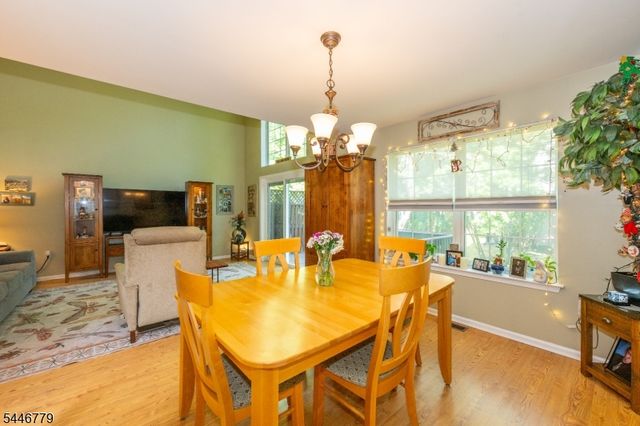 20 Bobolink Ct, Wayne Twp., NJ 07470