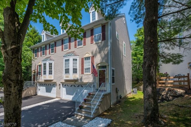 20 Bobolink Ct, Wayne Twp., NJ 07470