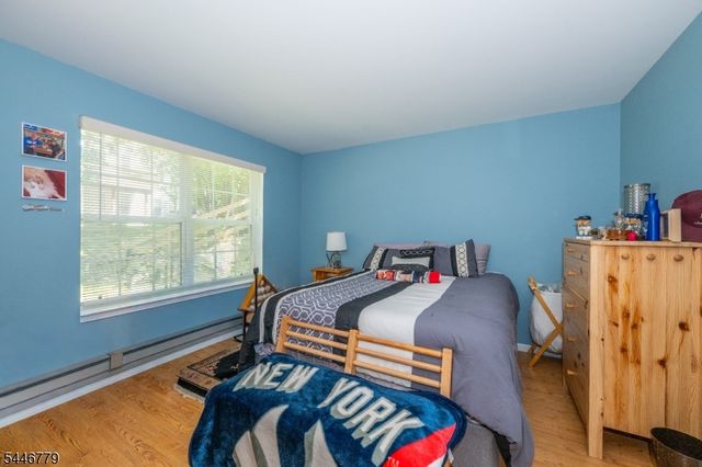 20 Bobolink Ct, Wayne Twp., NJ 07470