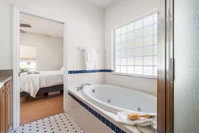 14904 NE 143RD TERRACE, Waldo, FL 32694