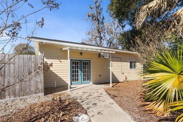 14904 NE 143RD TERRACE, Waldo, FL 32694