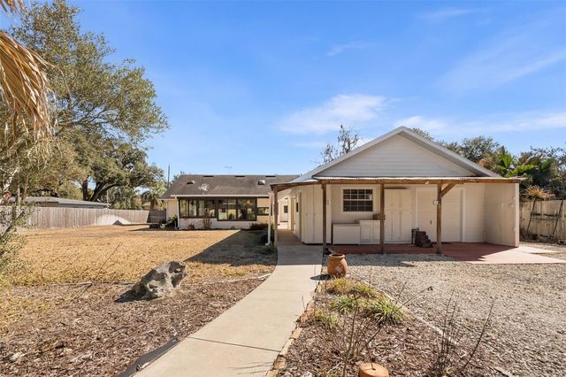 14904 NE 143RD TERRACE, Waldo, FL 32694