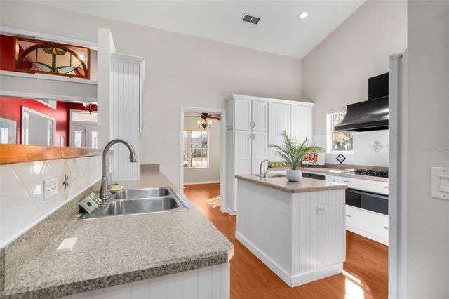 14904 NE 143RD TERRACE, Waldo, FL 32694