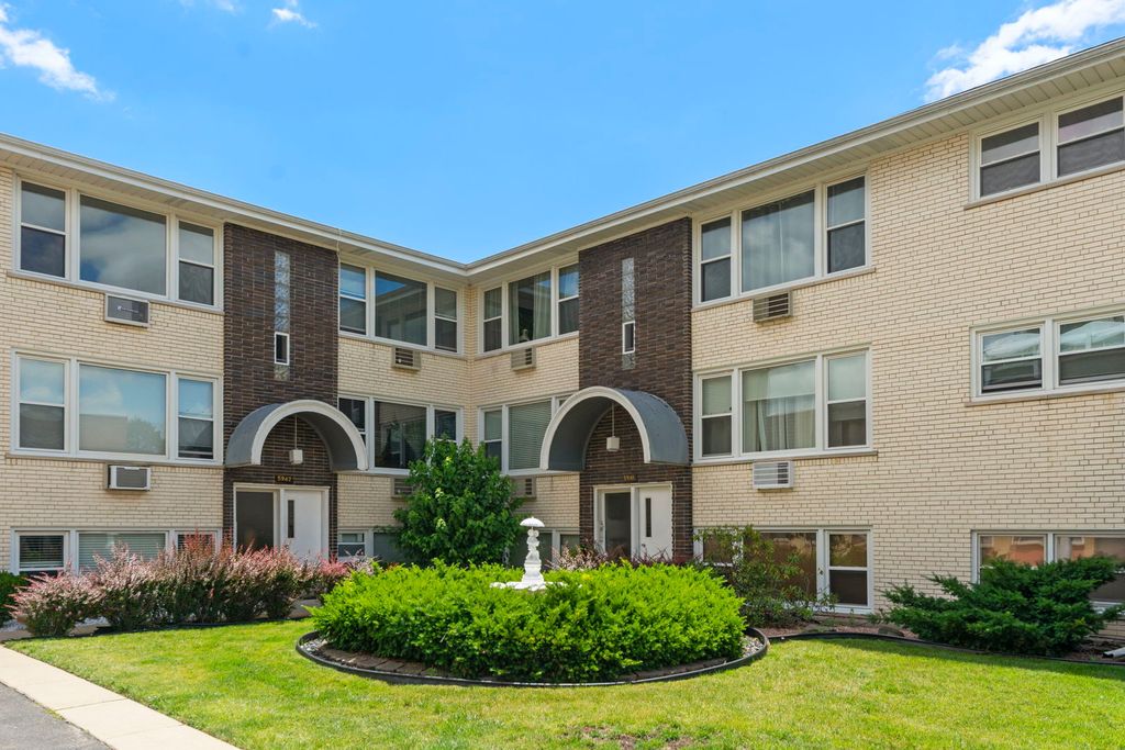 5947 N Odell Avenue 2N, Chicago, IL 60631