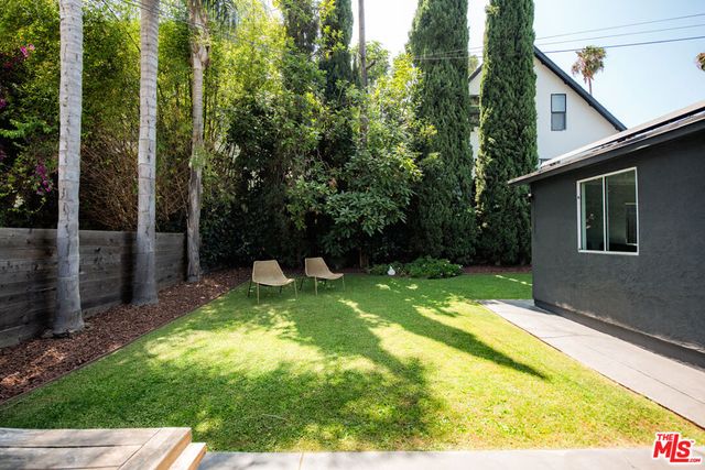 1865 Talmadge Street, Los Angeles, CA 90027