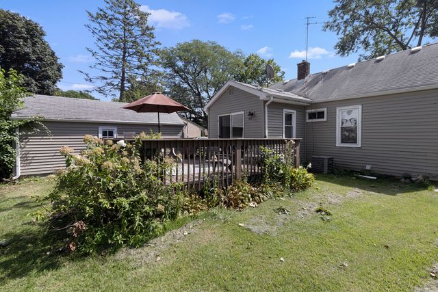 2223 Van Wie Avenue, Rockford, IL 61103
