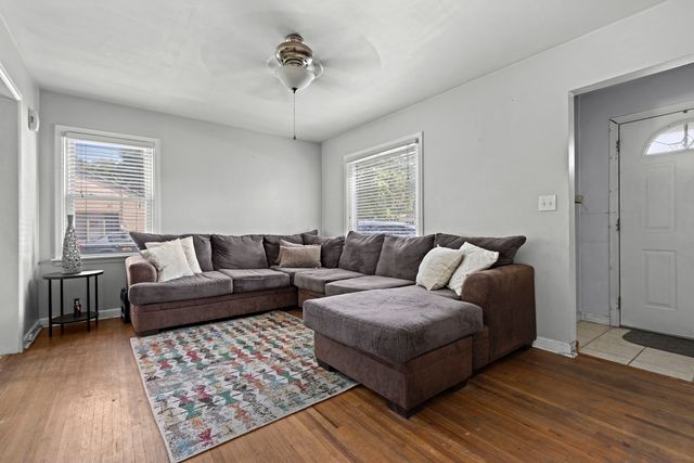 2223 Van Wie Avenue, Rockford, IL 61103