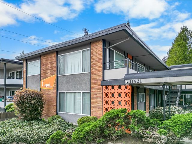11521 26th Avenue NE, Seattle, WA 98125