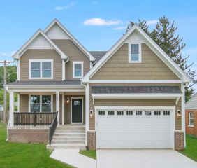 4947 Wilcox Avenue, Downers Grove, IL 60515