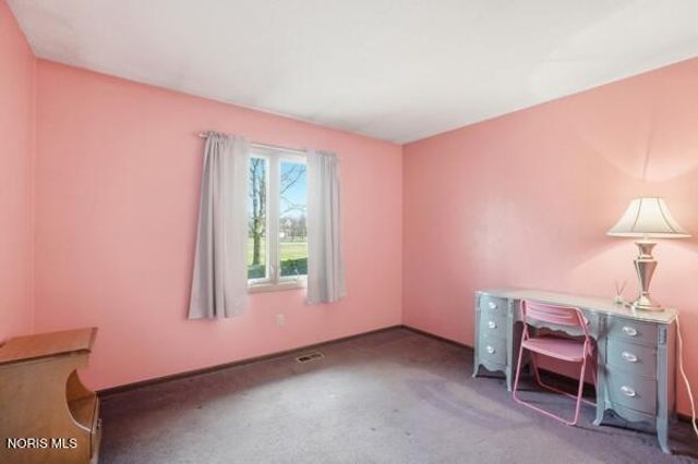 7820 Yawberg Road, Whitehouse, OH 43571