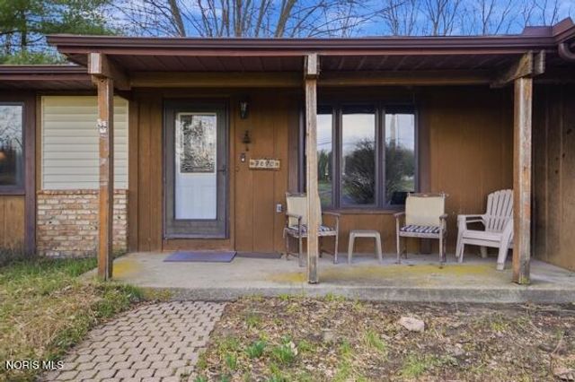 7820 Yawberg Road, Whitehouse, OH 43571