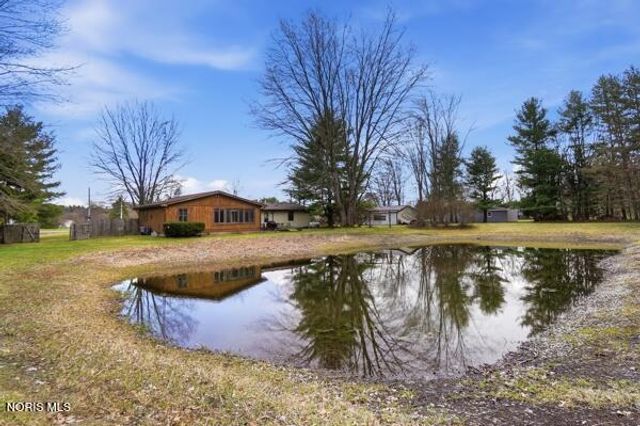 7820 Yawberg Road, Whitehouse, OH 43571