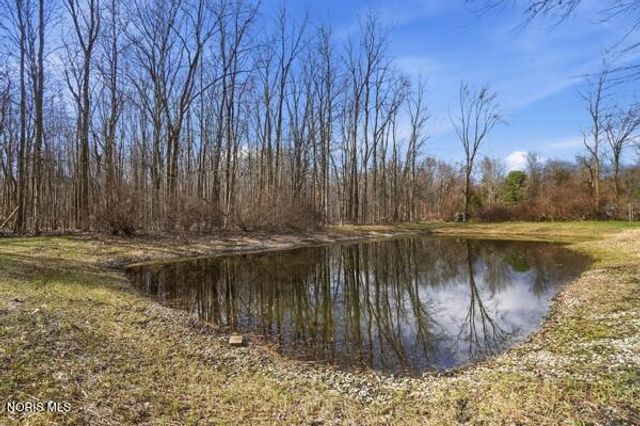 7820 Yawberg Road, Whitehouse, OH 43571