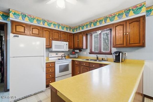 7820 Yawberg Road, Whitehouse, OH 43571