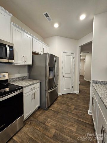 8017 Murray Branch Drive, Charlotte, NC 28216