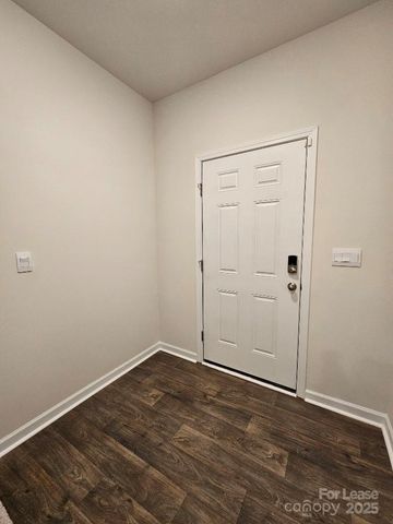 8017 Murray Branch Drive, Charlotte, NC 28216