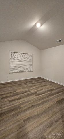 8017 Murray Branch Drive, Charlotte, NC 28216