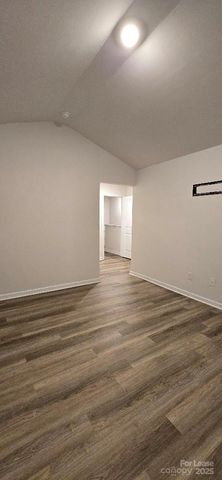 8017 Murray Branch Drive, Charlotte, NC 28216