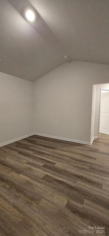 8017 Murray Branch Drive, Charlotte, NC 28216