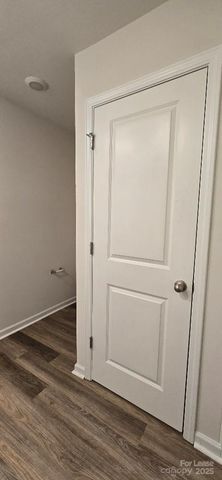 8017 Murray Branch Drive, Charlotte, NC 28216