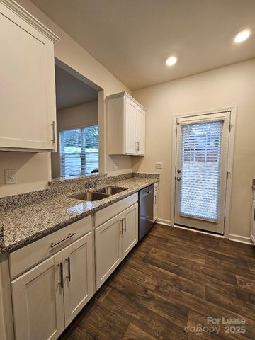 8017 Murray Branch Drive, Charlotte, NC 28216