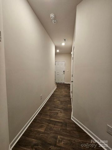 8017 Murray Branch Drive, Charlotte, NC 28216