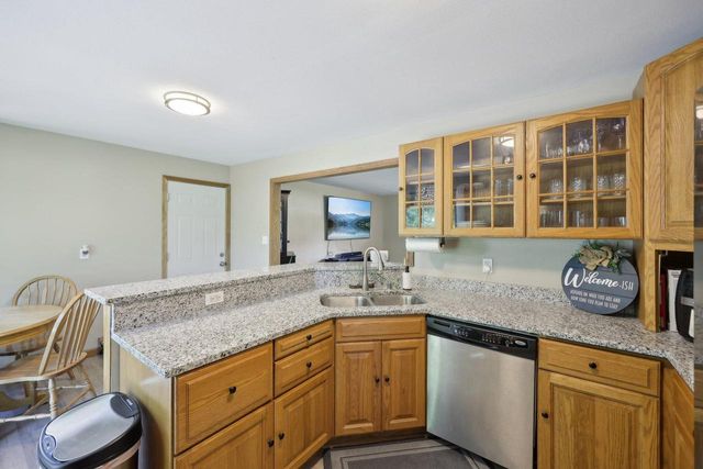 12425 W Cleveland AVENUE, New Berlin, WI 53151