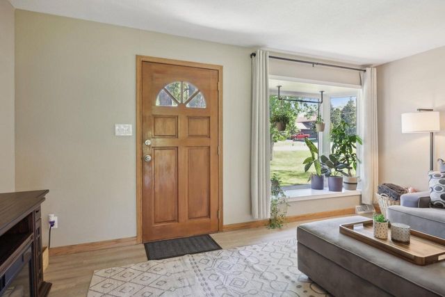 12425 W Cleveland AVENUE, New Berlin, WI 53151