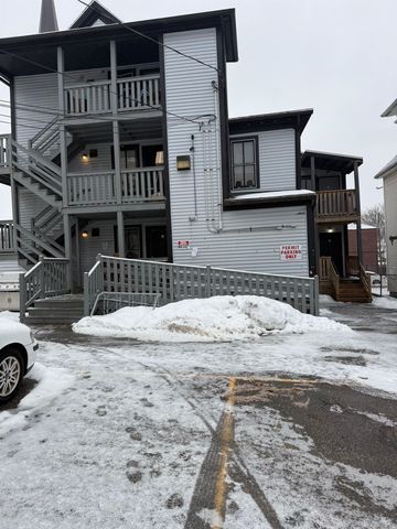 194 Spruce Street, Manchester, NH 03103