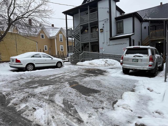 194 Spruce Street, Manchester, NH 03103