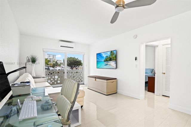 2500 Diana Dr 104, Hallandale Beach, FL 33009