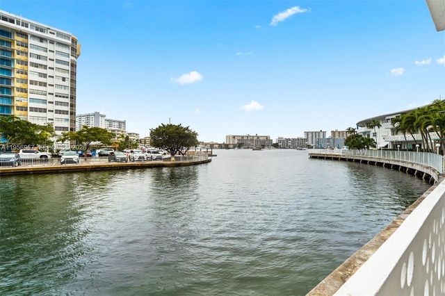 2500 Diana Dr 104, Hallandale Beach, FL 33009