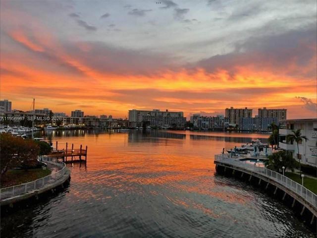 2500 Diana Dr 104, Hallandale Beach, FL 33009