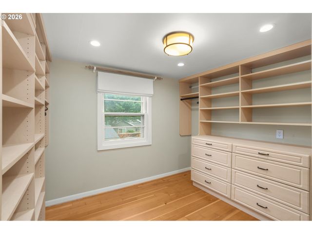 16038 REESE Rd, Lake Oswego, OR 97035