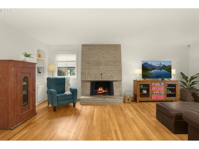 16038 REESE Rd, Lake Oswego, OR 97035