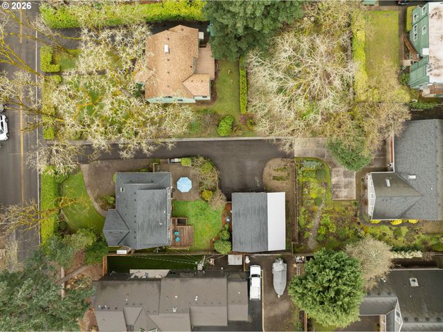 16038 REESE Rd, Lake Oswego, OR 97035