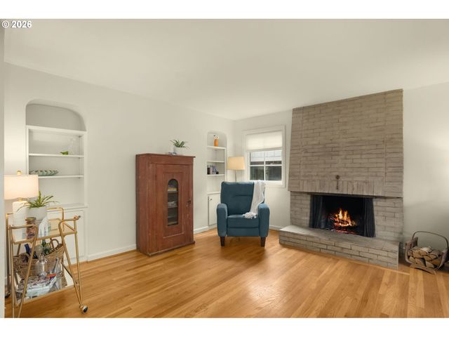 16038 REESE Rd, Lake Oswego, OR 97035