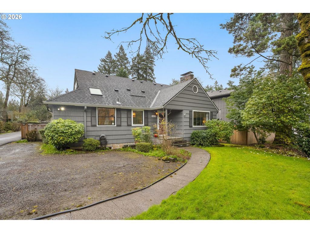 16038 REESE Rd, Lake Oswego, OR 97035